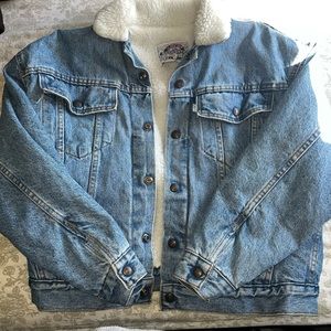 Authentic Women's Levi's® Original Sherpa Trucker Jacket